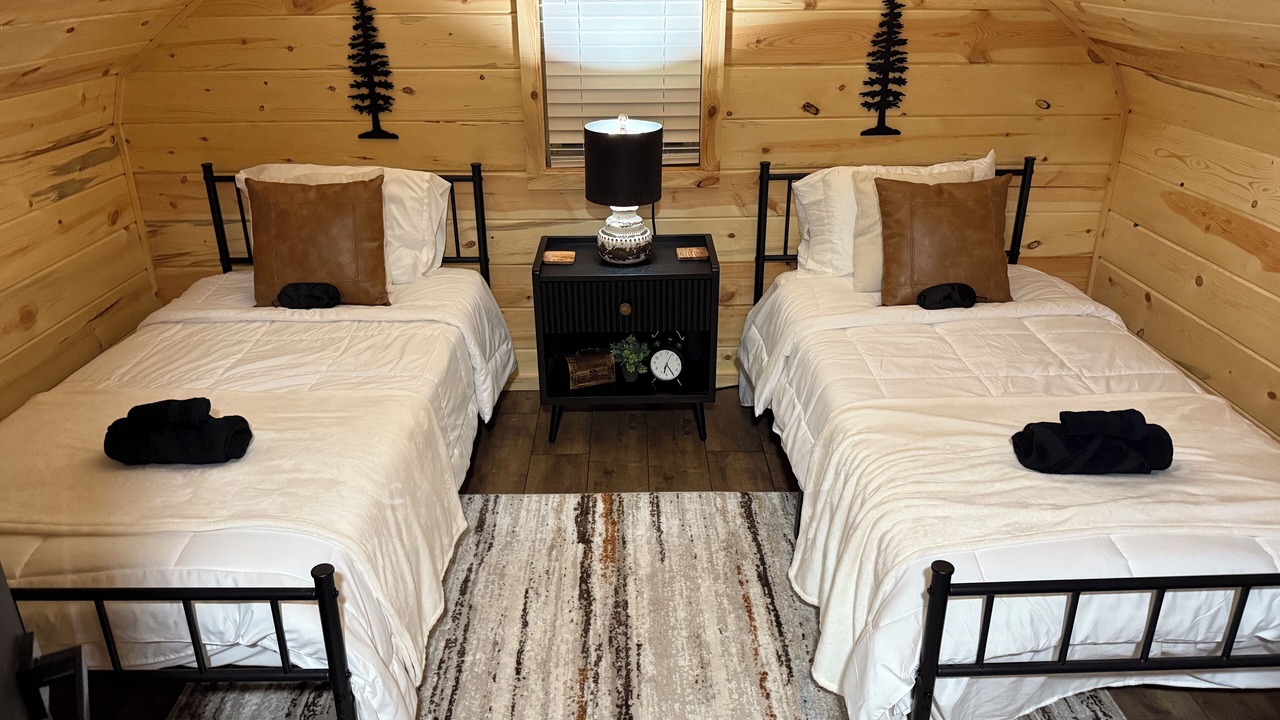 Photo of Bedroom in Lakeville