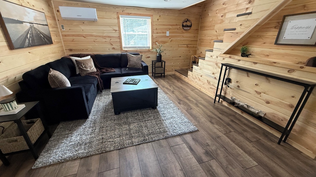Photo of Livingroom in Lakeville