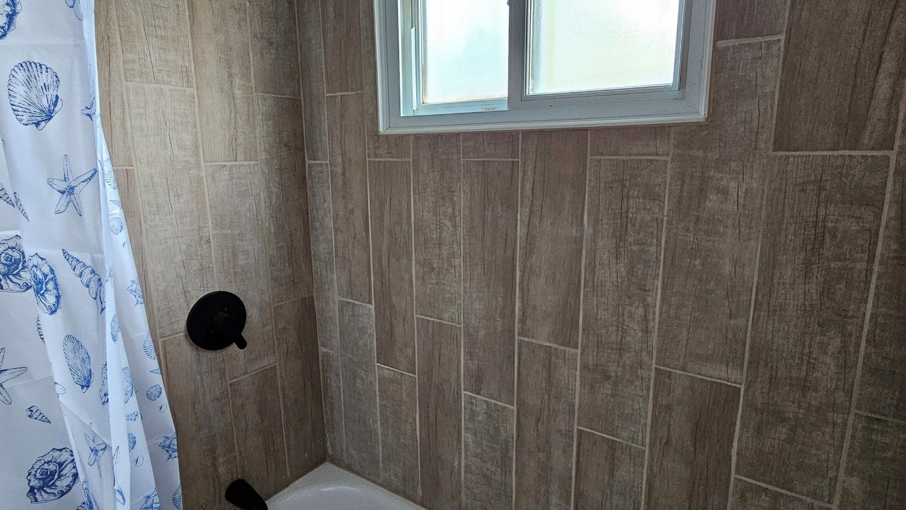 Photo of Bathroom in Mentor Headlands