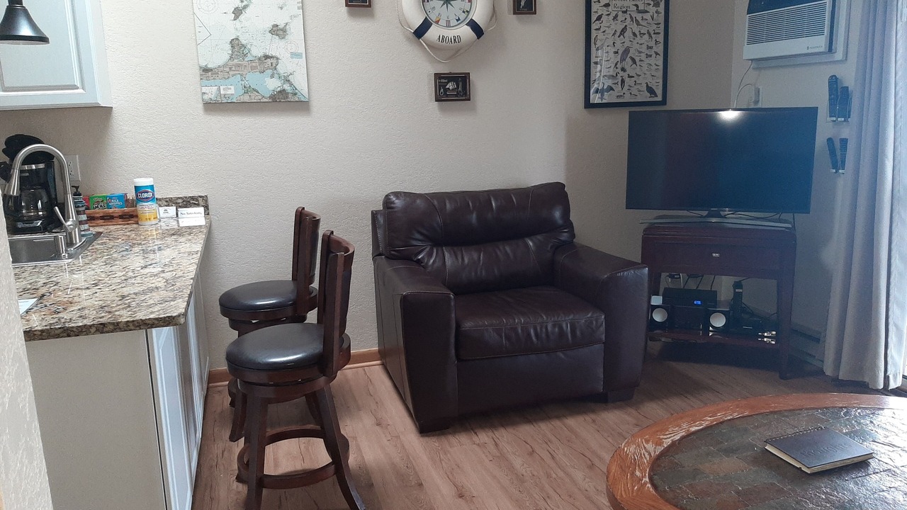 Photo of Livingroom in Oak Harbor