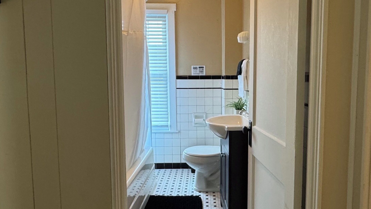 Photo of Bathroom in Grafton
