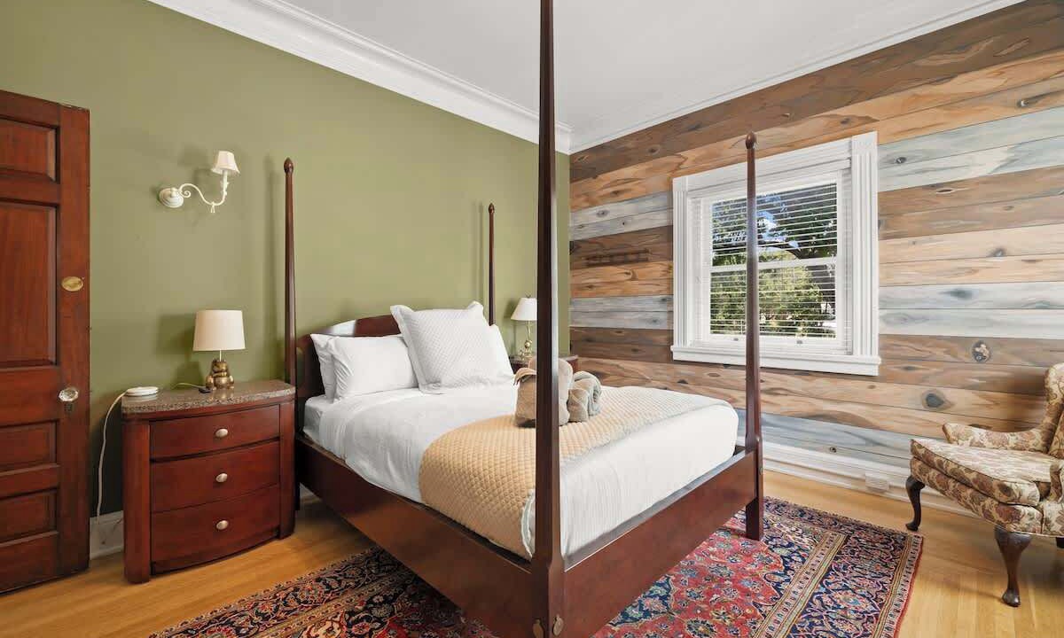 Photo of Bedroom in Corryville