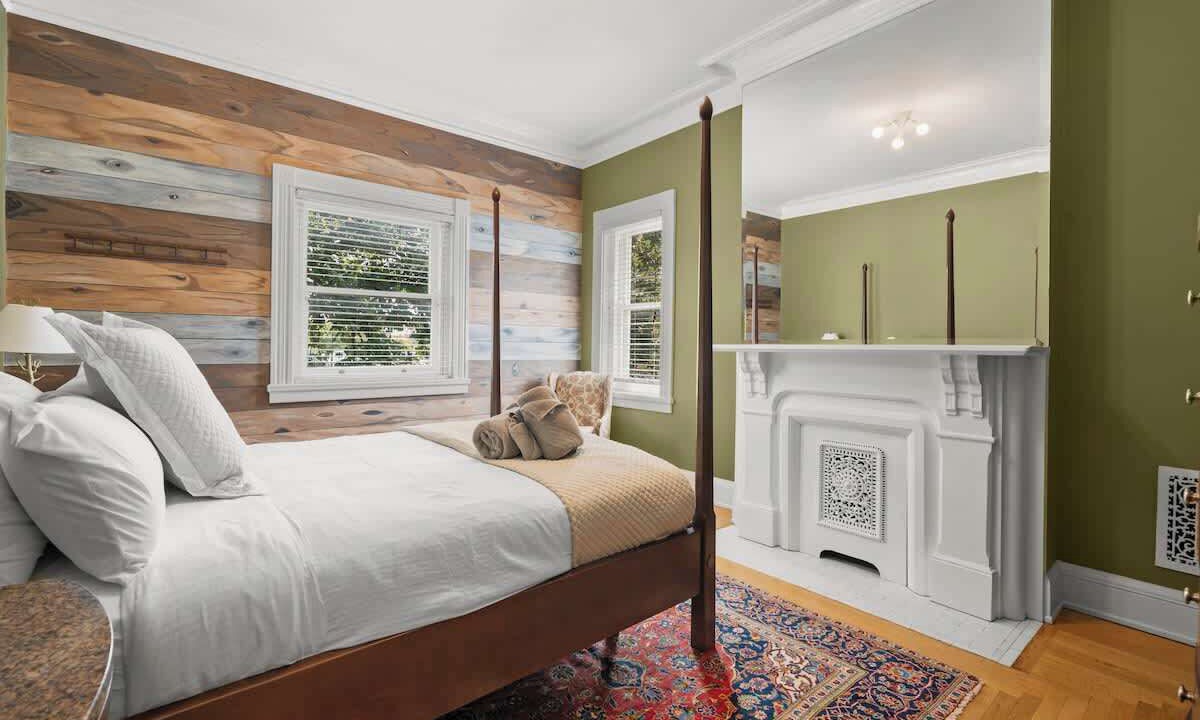 Photo of Bedroom in Corryville