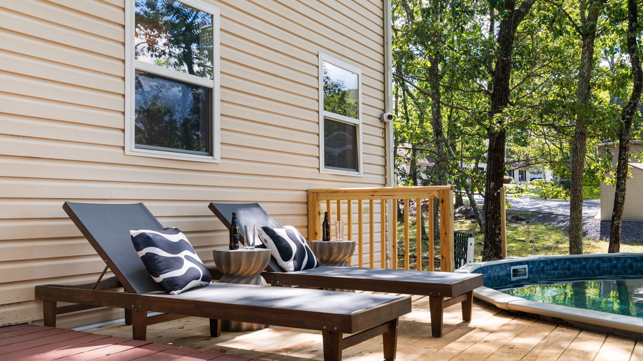 Photo of Patio Balcony in East Stroudsburg