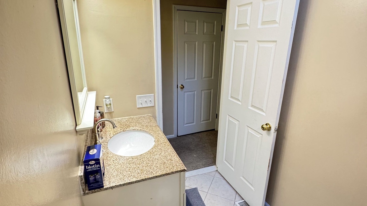 Photo of Bathroom in Lake Arbor