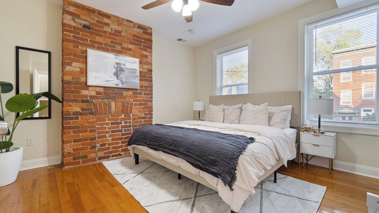 Photo of Bedroom in Point Breeze