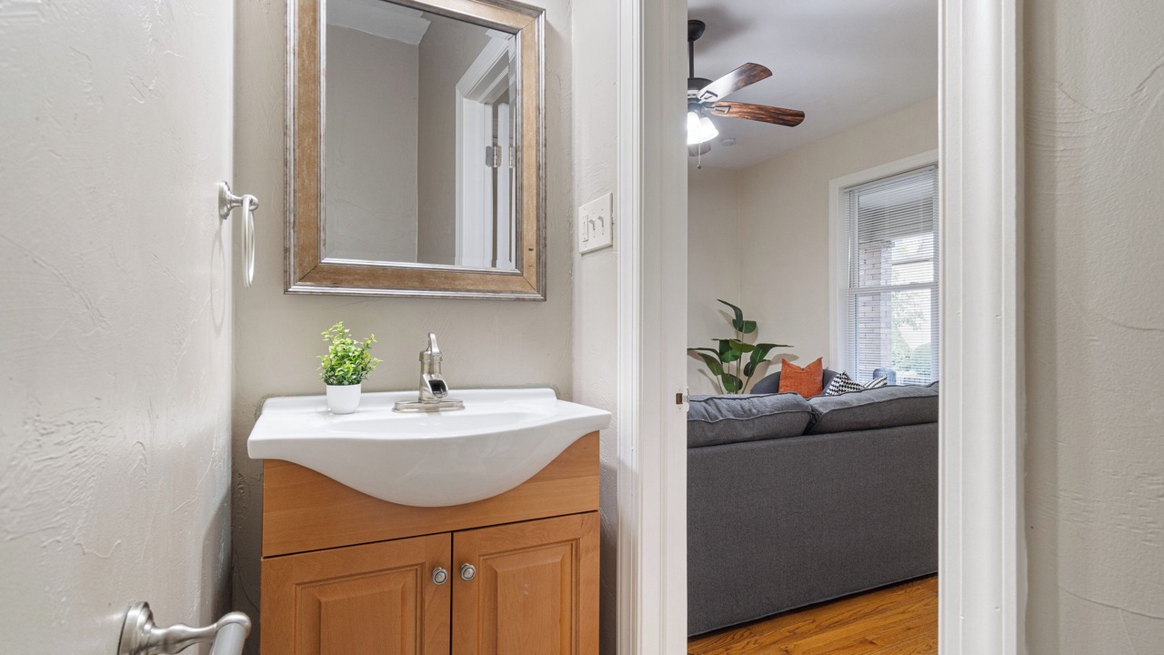 Photo of Bathroom in Point Breeze