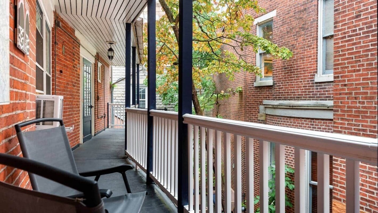 Photo of Patio Balcony in Downtown Harrisburg