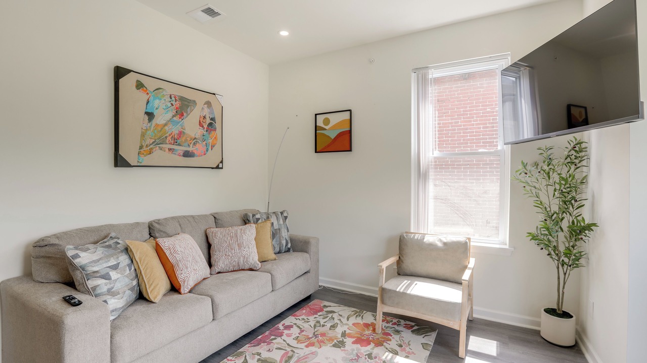 Photo of Livingroom in North Philadelphia West