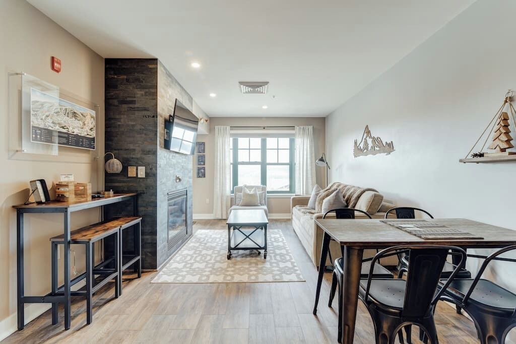 Photo of Livingroom in Vernon