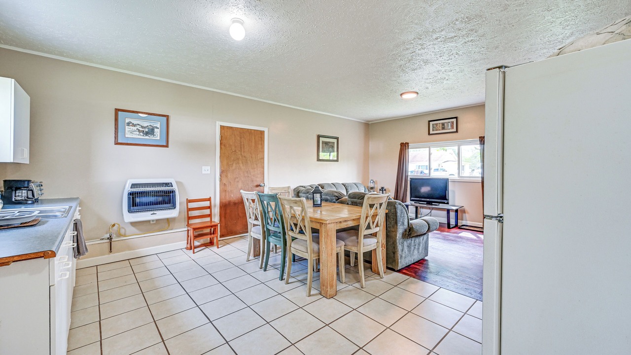 Photo of Livingroom in Belpre