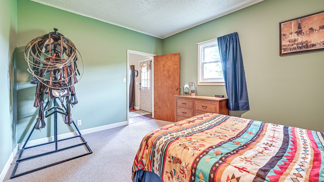 Photo of Bedroom in Belpre