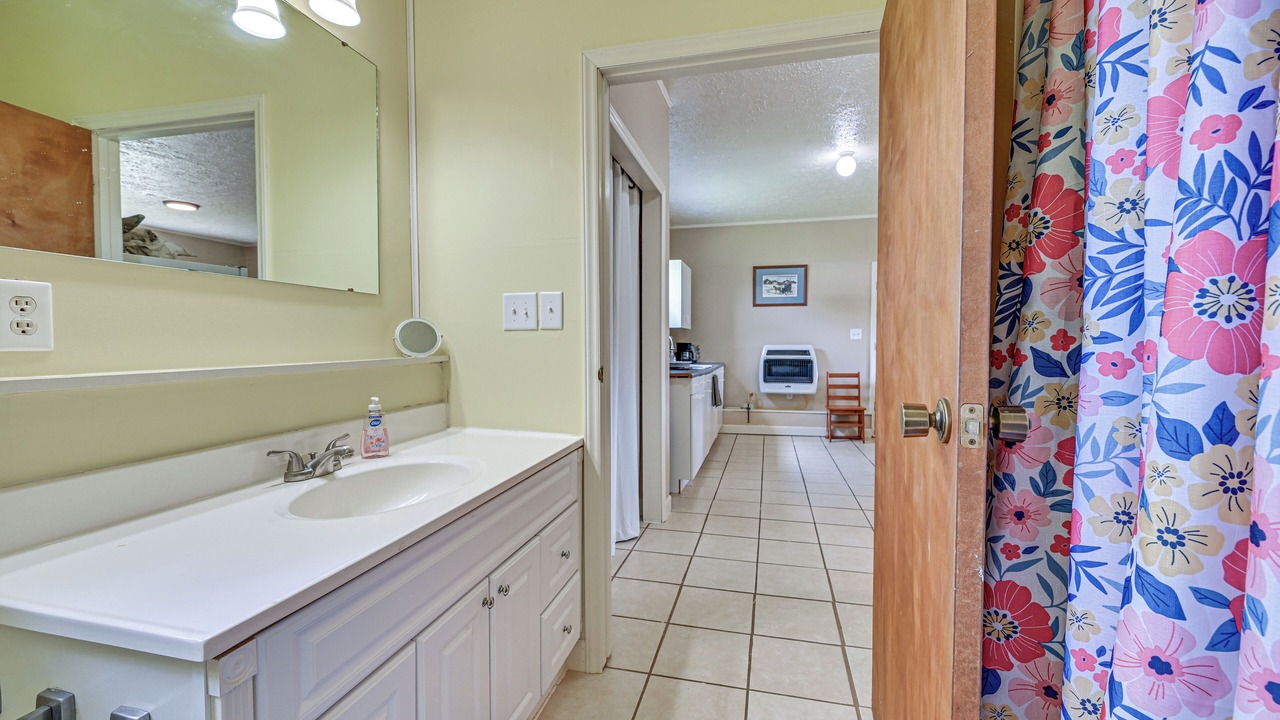 Photo of Bathroom in Belpre
