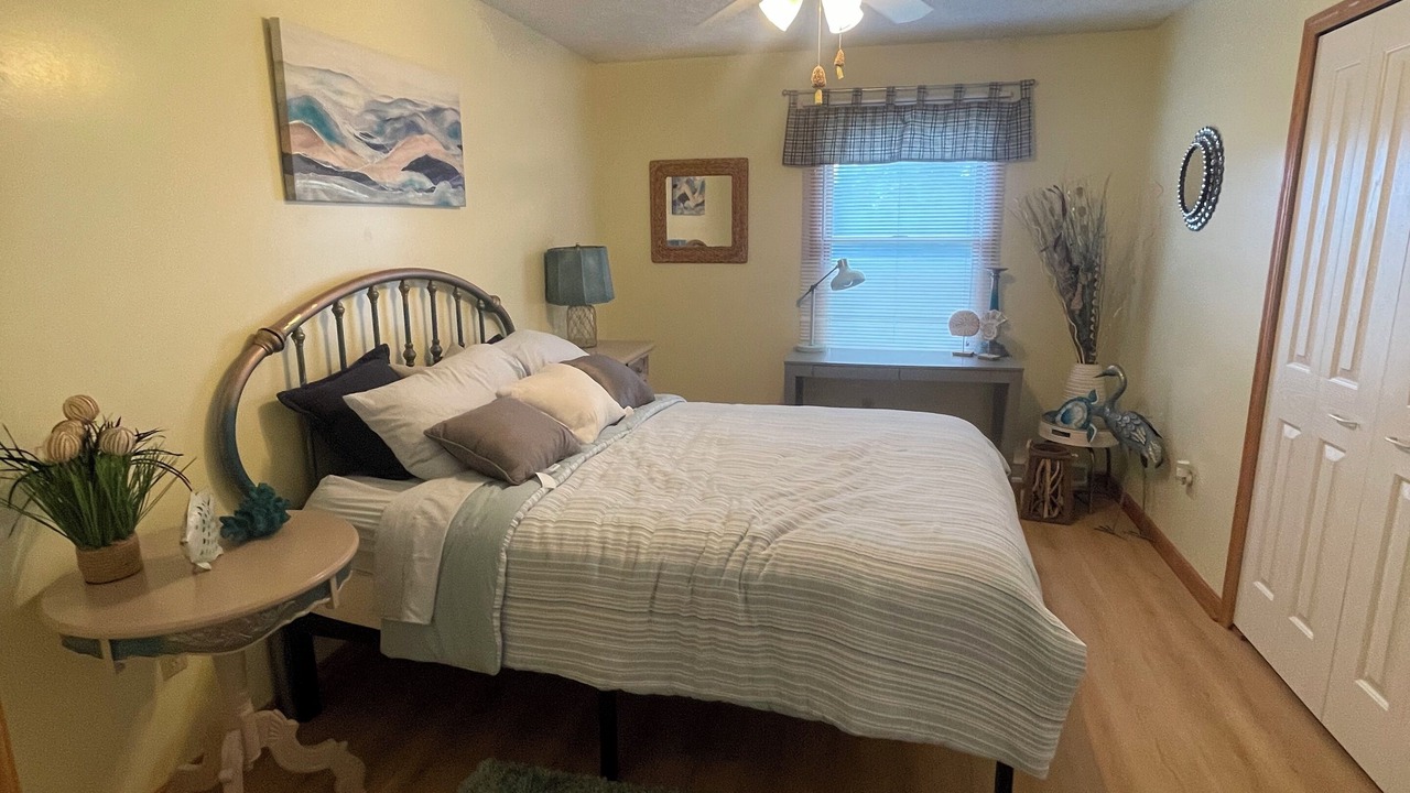 Photo of Bedroom in Litchfield