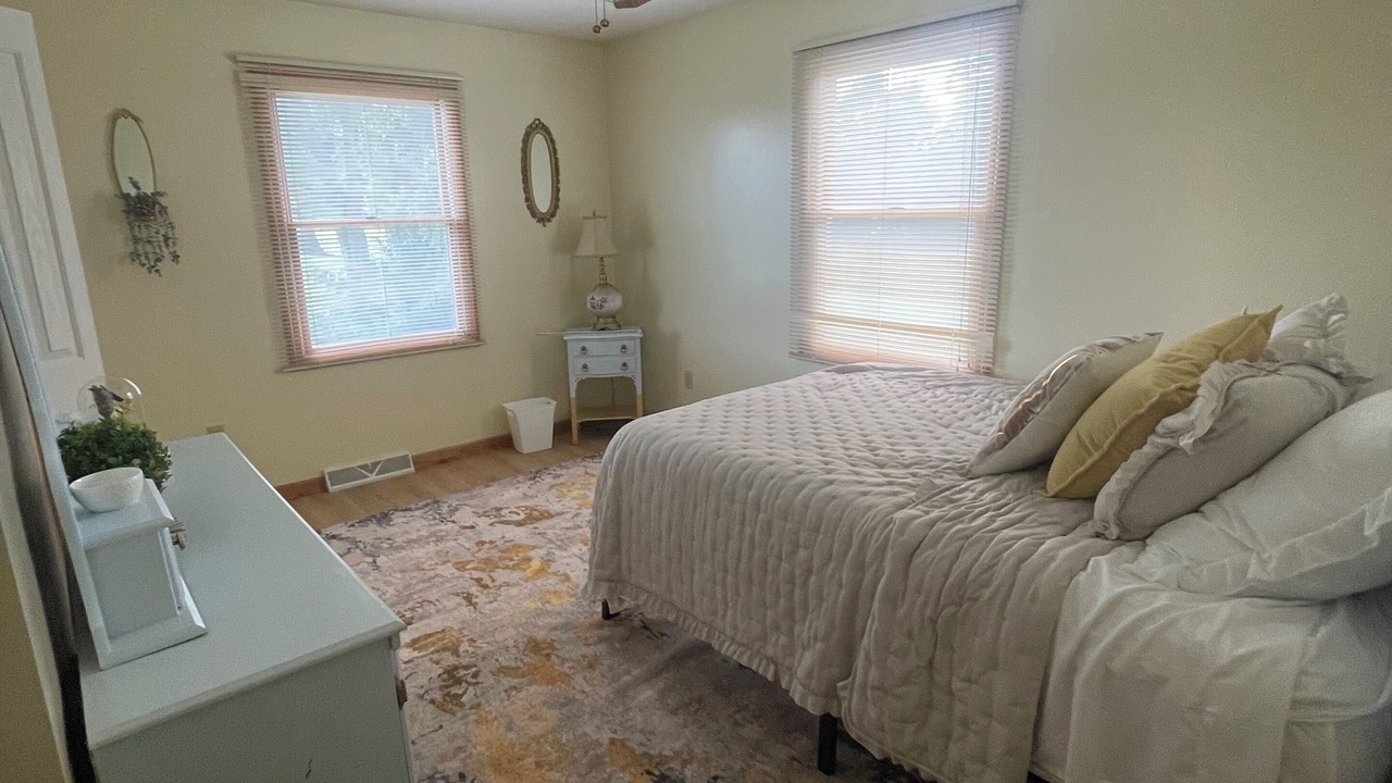 Photo of Bedroom in Litchfield