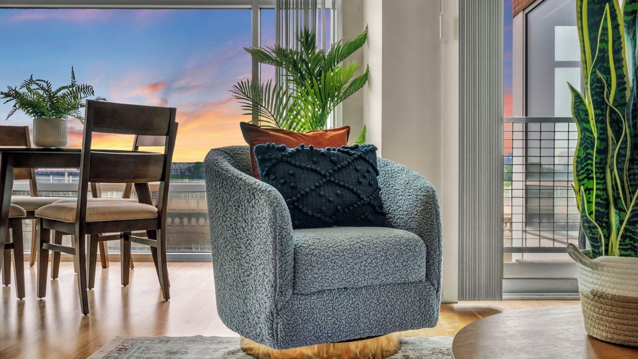Photo of Livingroom in Ohio City