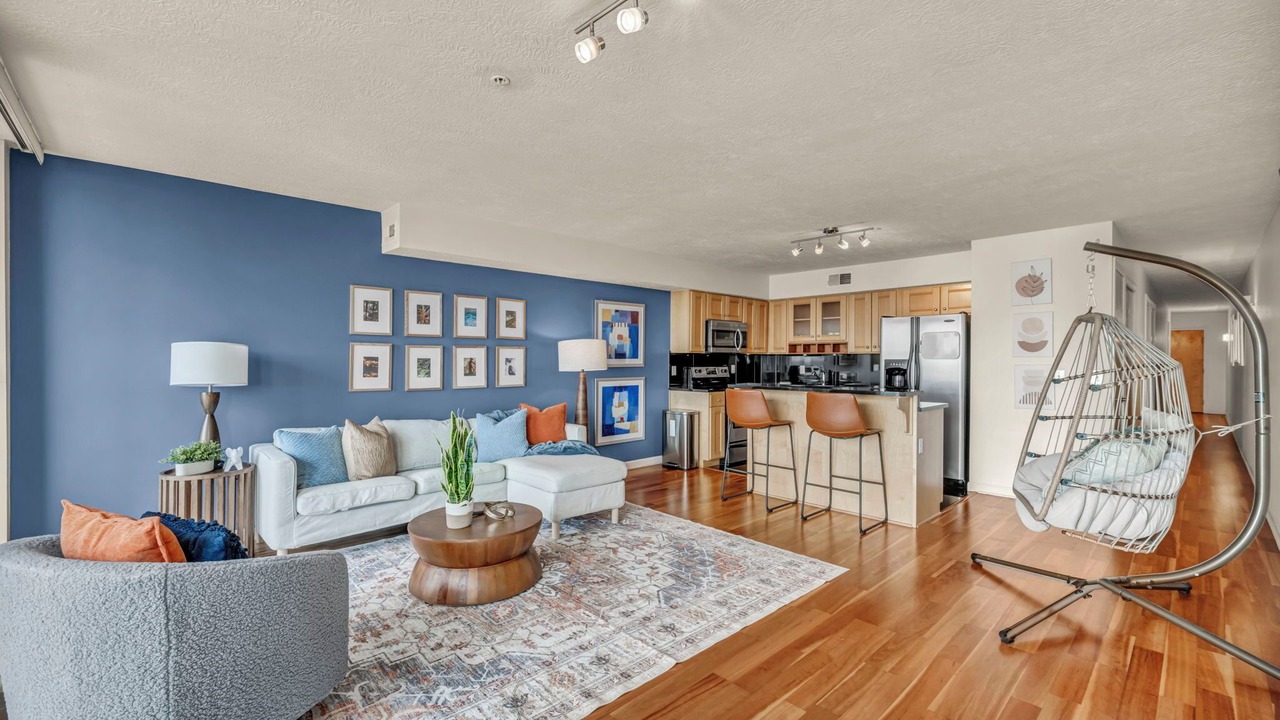 Photo of Livingroom in Ohio City