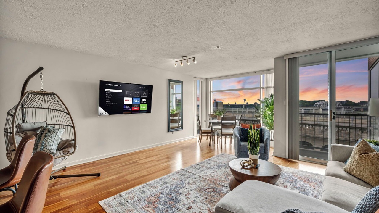 Photo of Livingroom in Ohio City