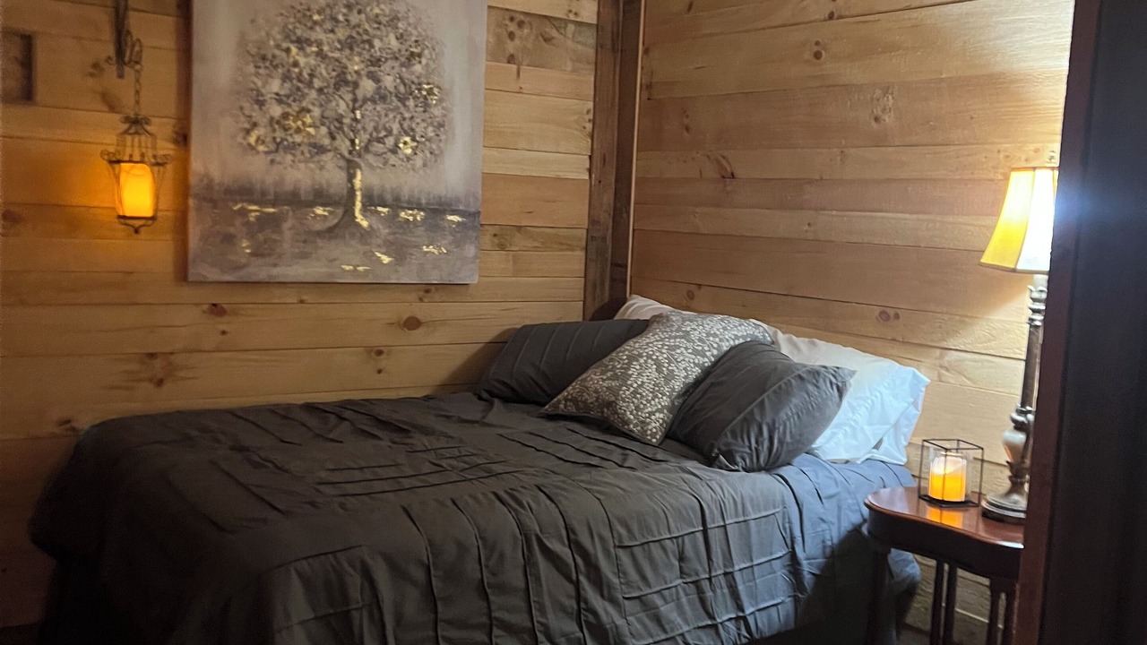 Photo of Bedroom in Lone Mountain