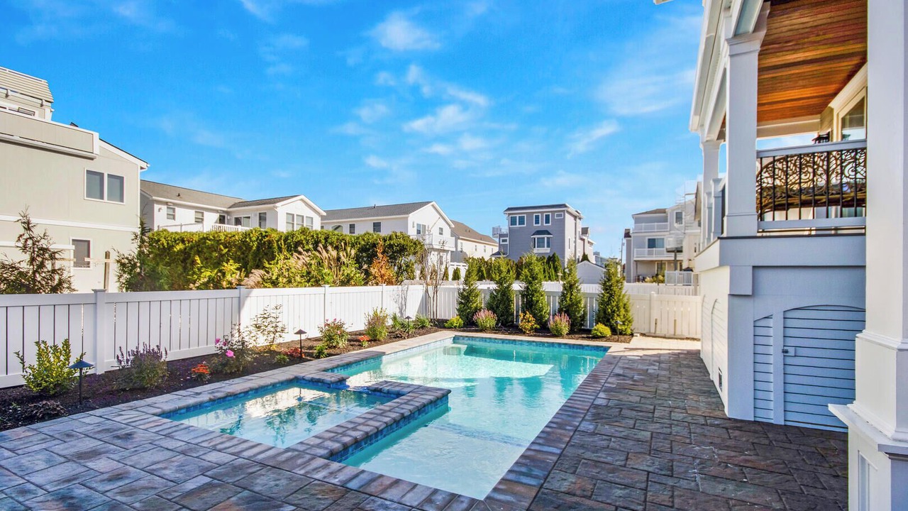 Photo of Outdoor in Avalon