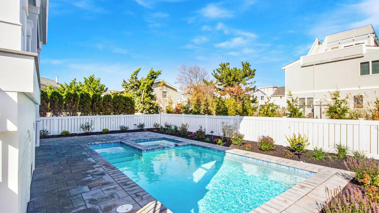Photo of Outdoor in Avalon