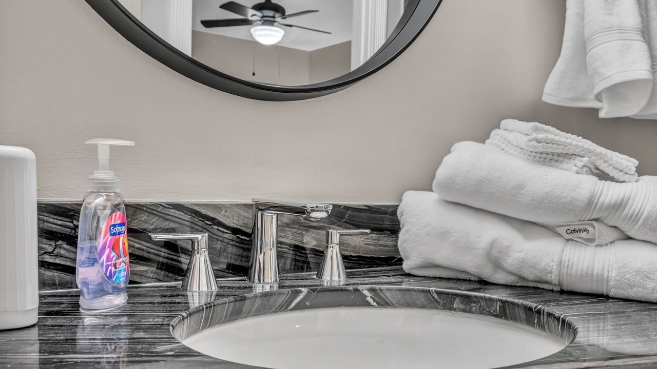 Photo of Bathroom in Ohio City