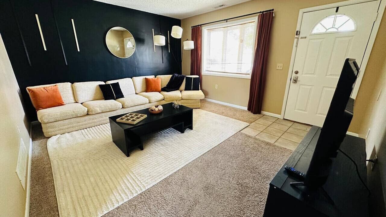 Photo of Livingroom in Trenton