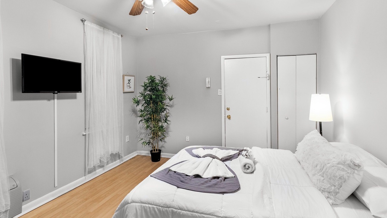 Photo of Bedroom in Graduate Hospital
