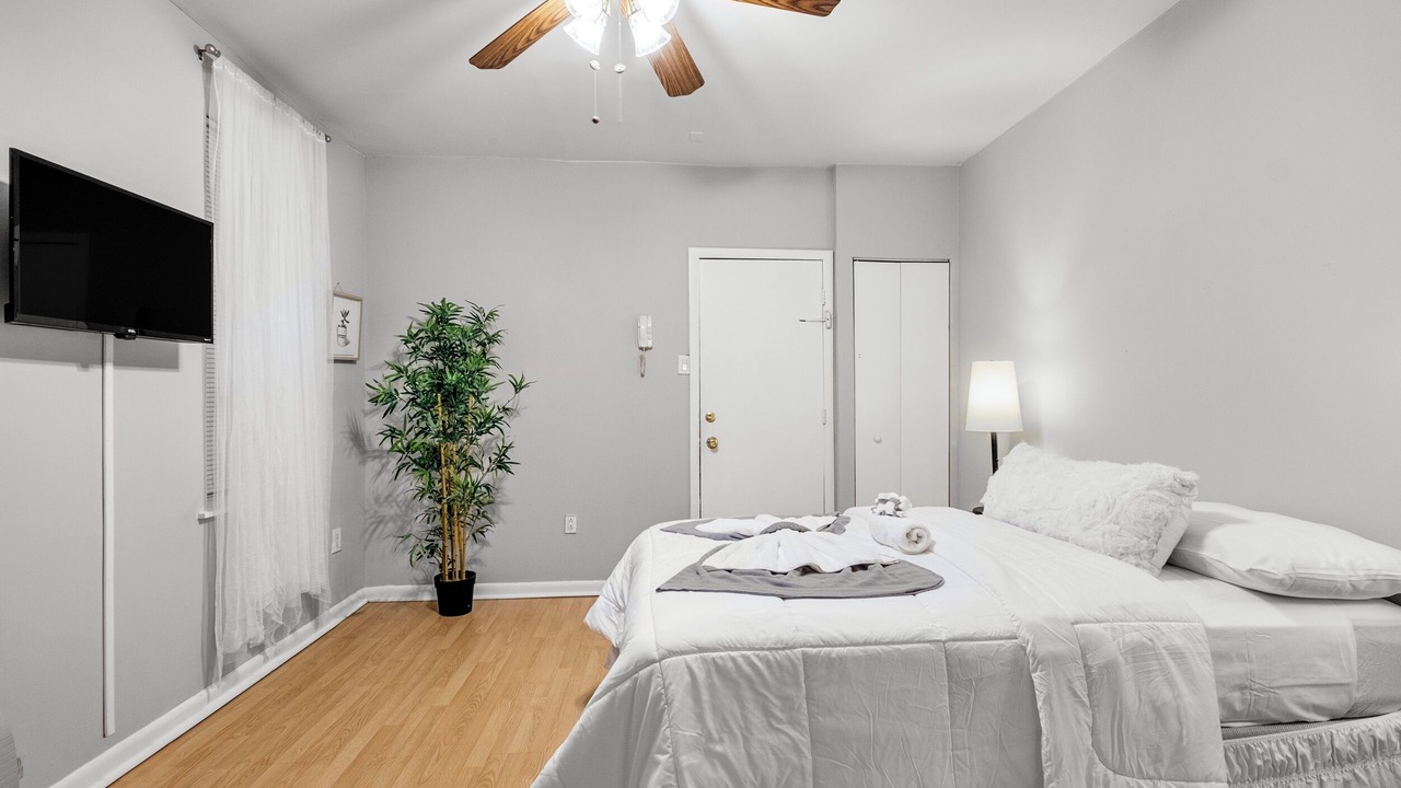 Photo of Bedroom in Graduate Hospital