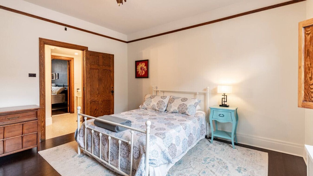 Photo of Bedroom in South Side Flats