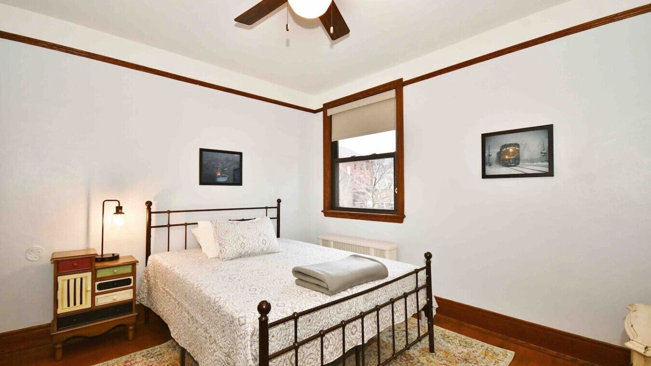 Photo of Bedroom in South Side Flats