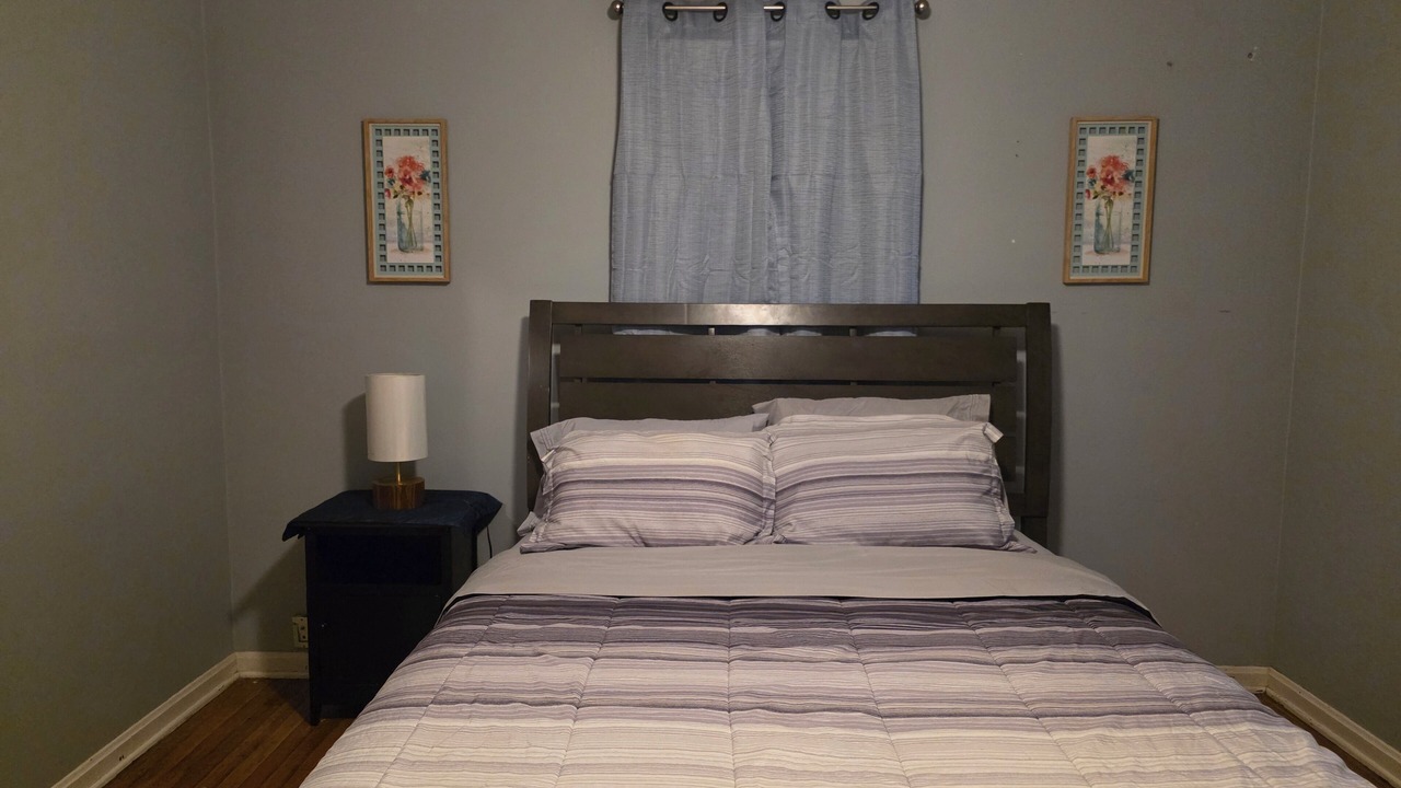 Photo of Bedroom in Youngstown