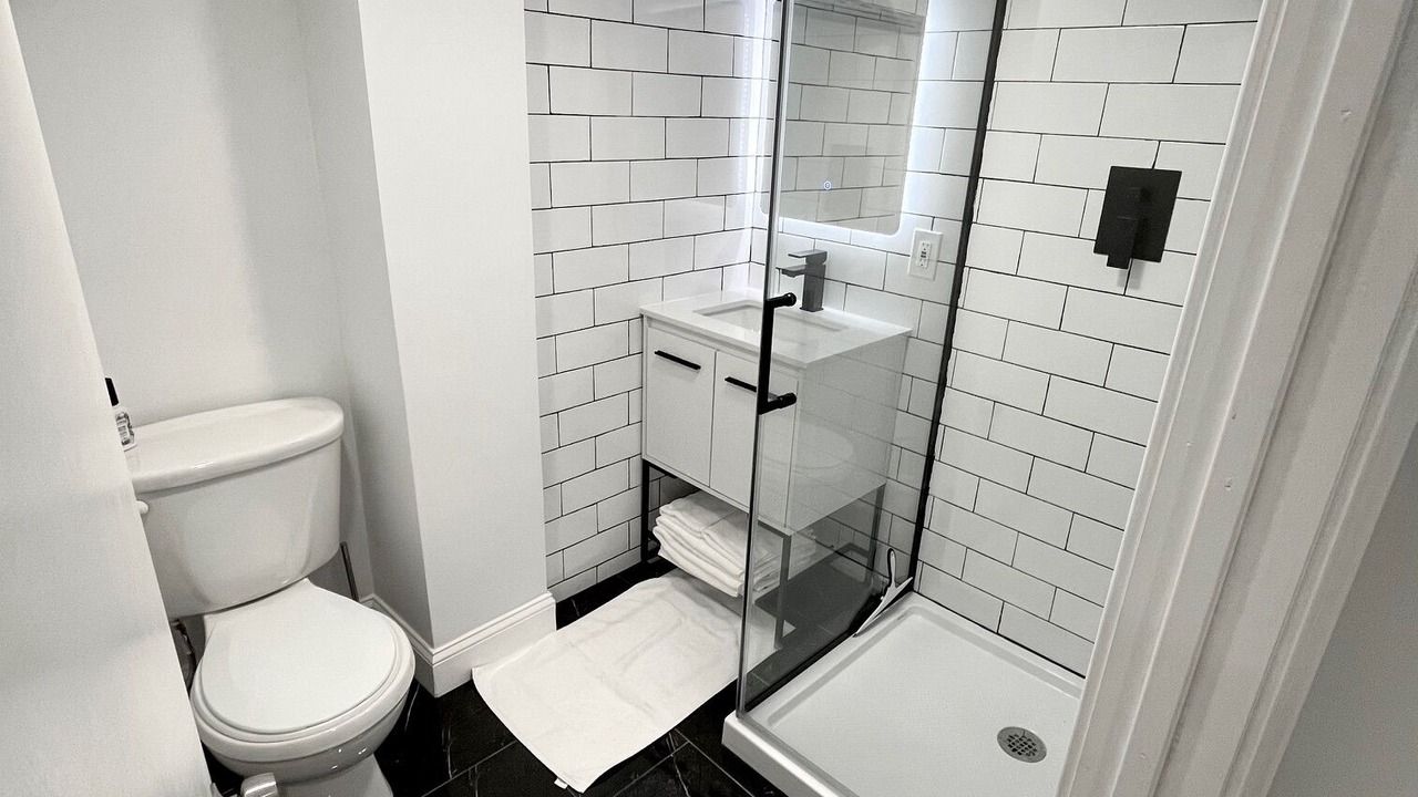Photo of Bathroom in Weehawken