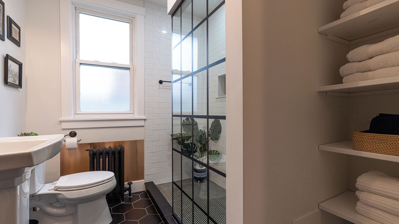 Photo of Bathroom in Edgewood