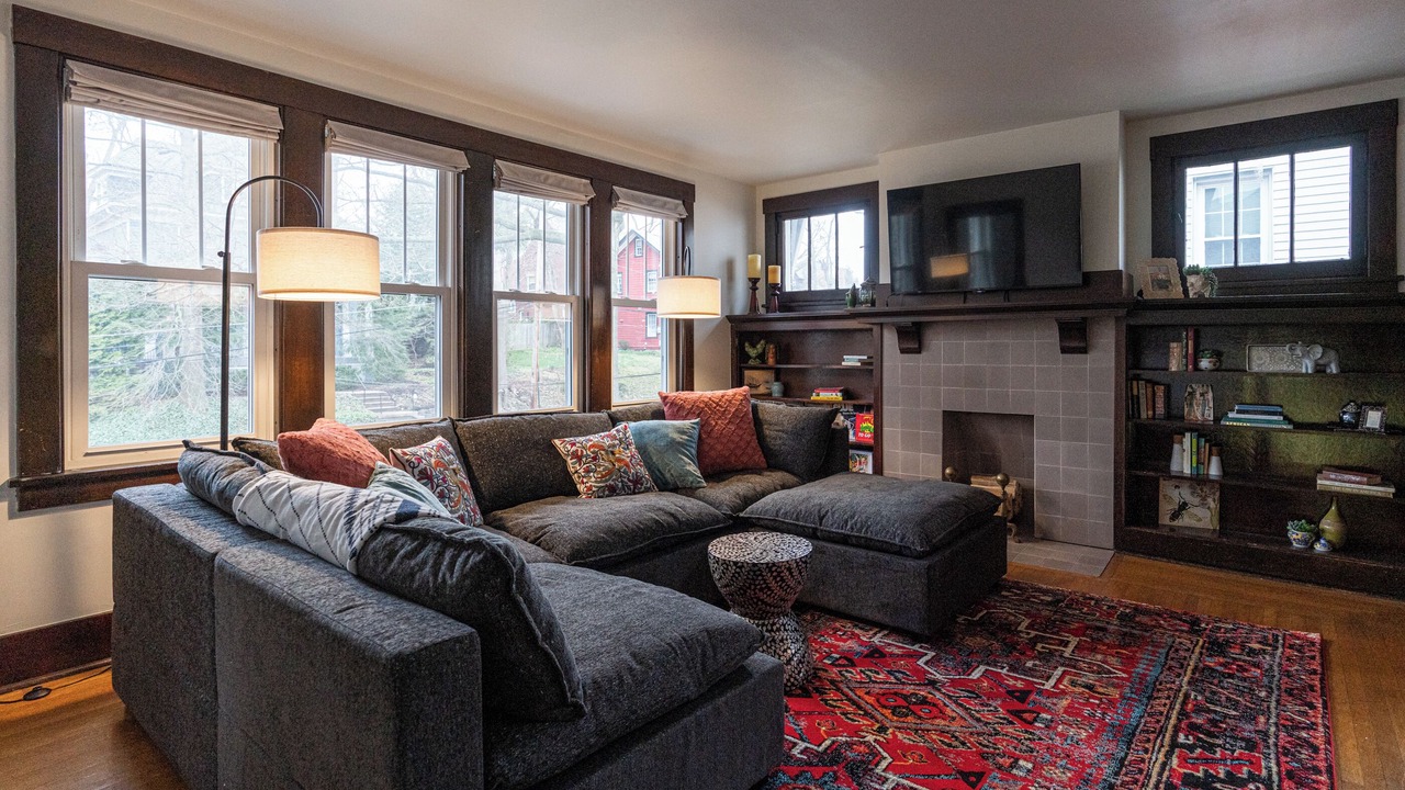 Photo of Livingroom in Edgewood