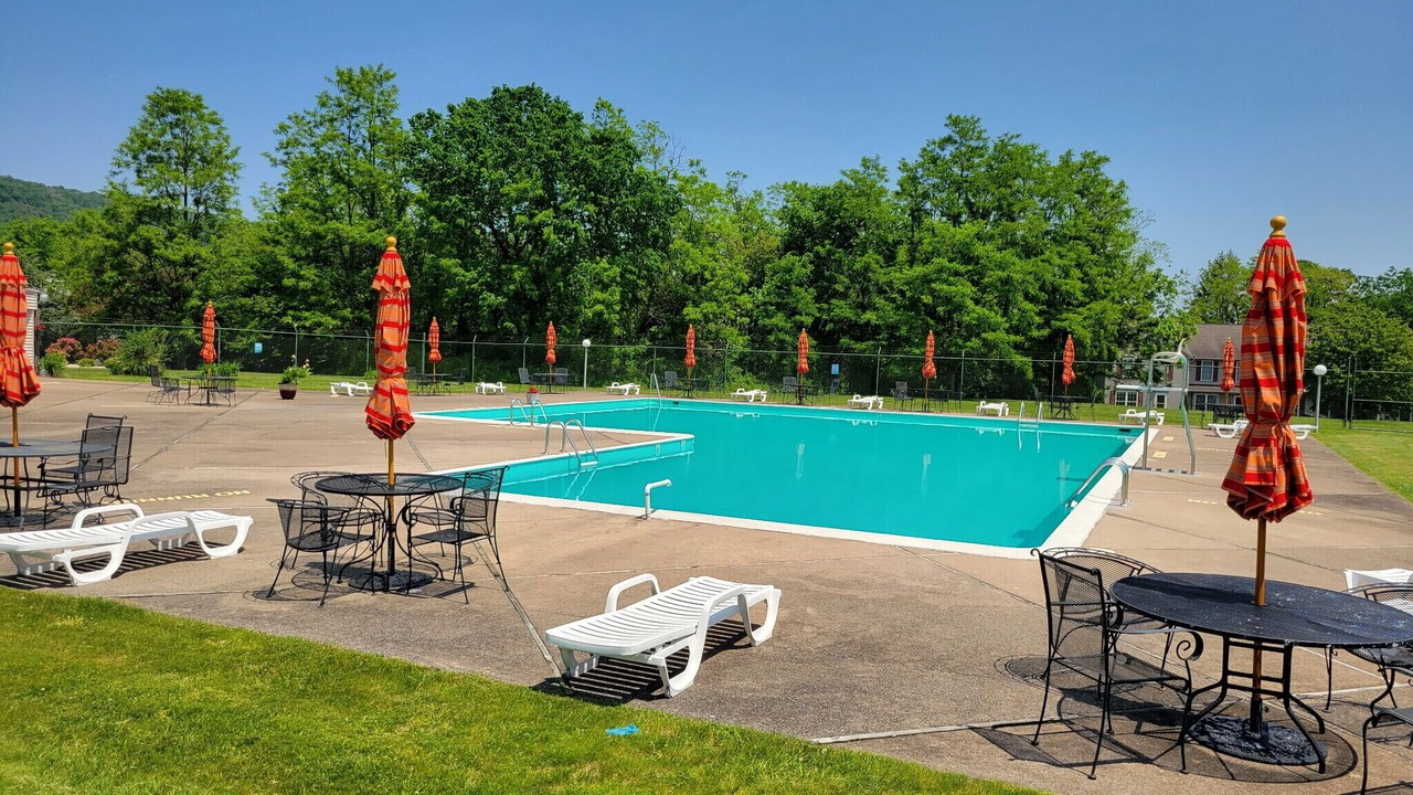 Photo of Outdoor in Enola