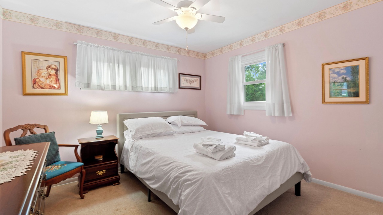 Photo of Bedroom in Erie