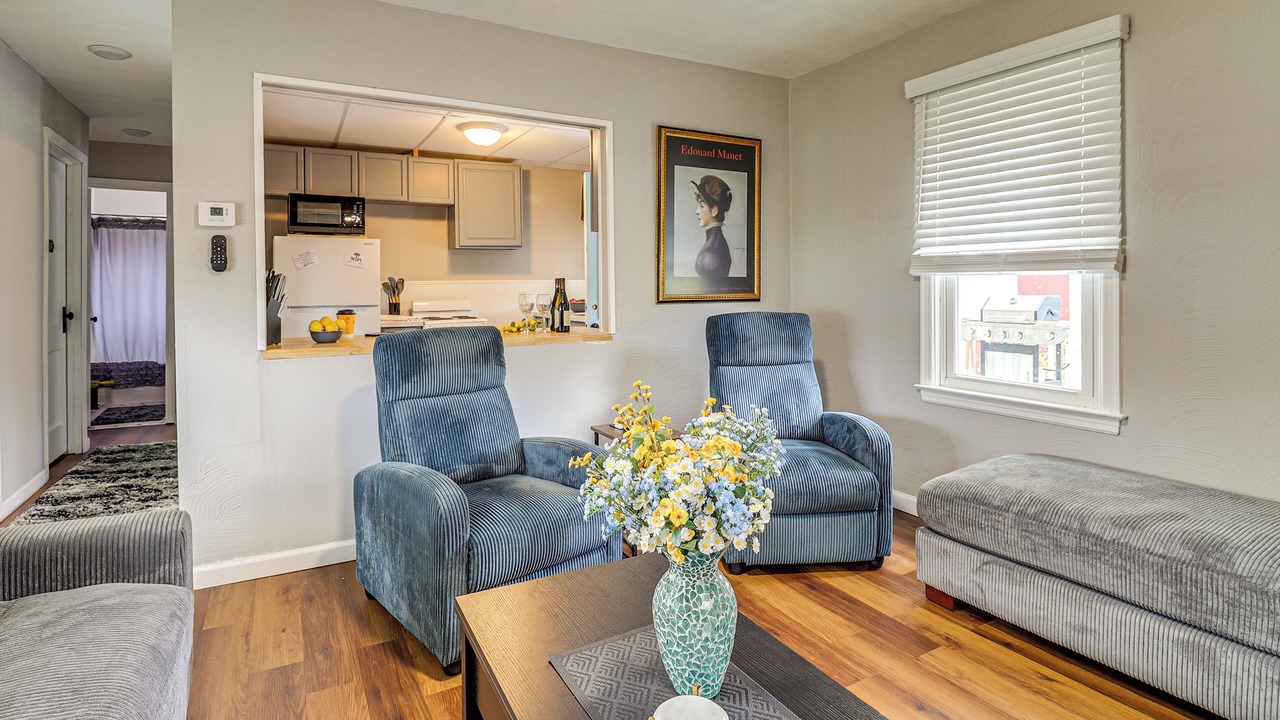 Photo of Livingroom in Tire Hill