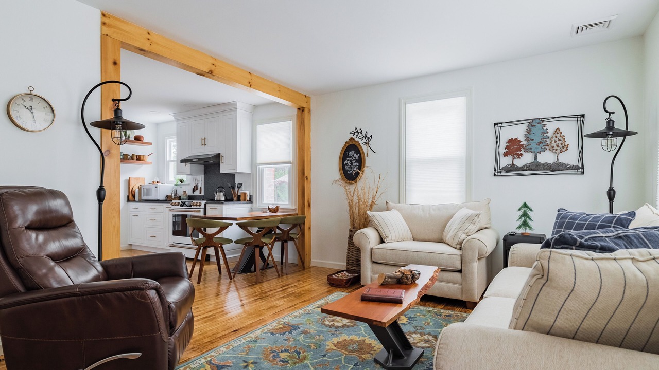 Photo of Livingroom in Pine Grove
