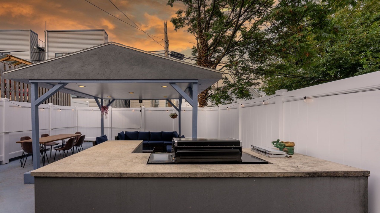 Photo of Outdoor in The Heights