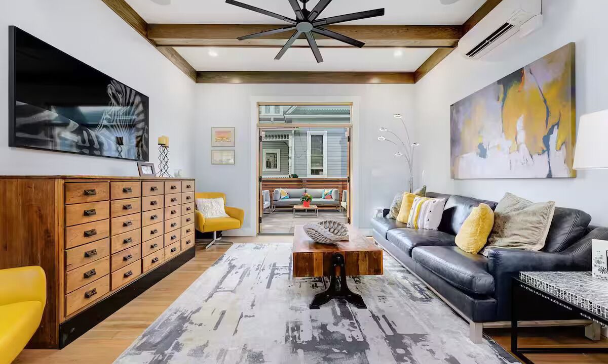 Photo of Livingroom in North End