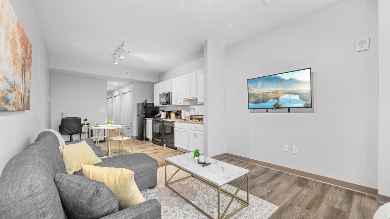 Photo of Livingroom in Cleveland