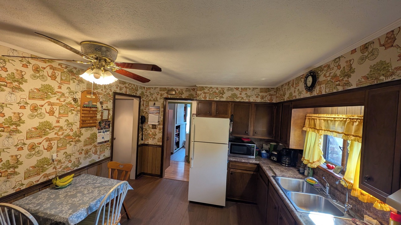 Photo of Kitchen in Hubbard