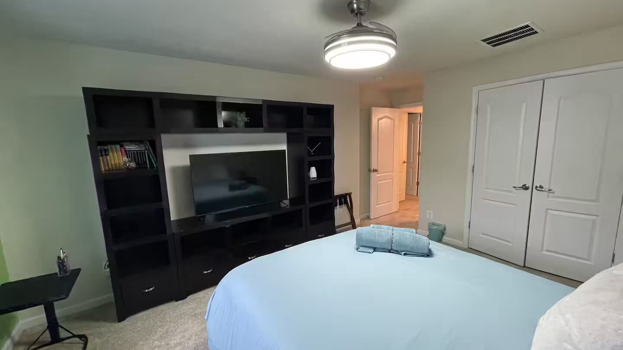 Photo of Bedroom in Dale City