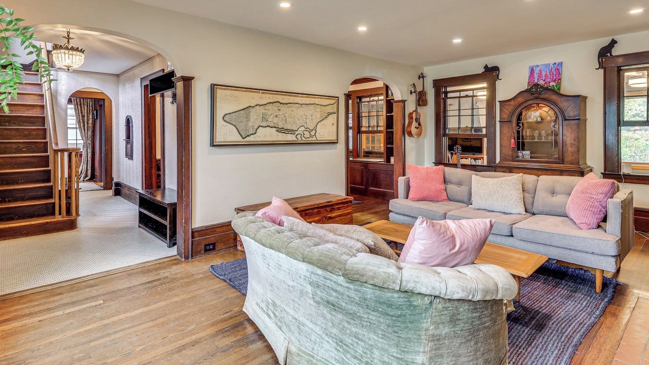 Photo of Livingroom in West Orange