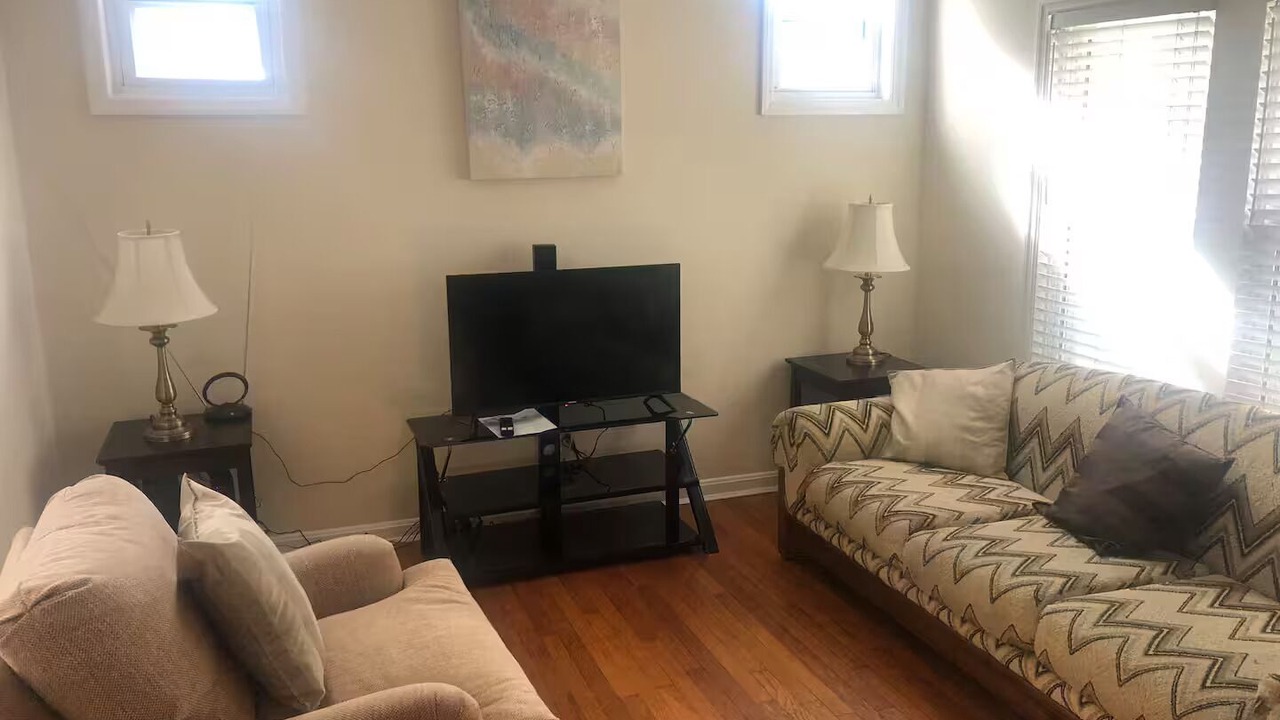 Photo of Livingroom in Milford