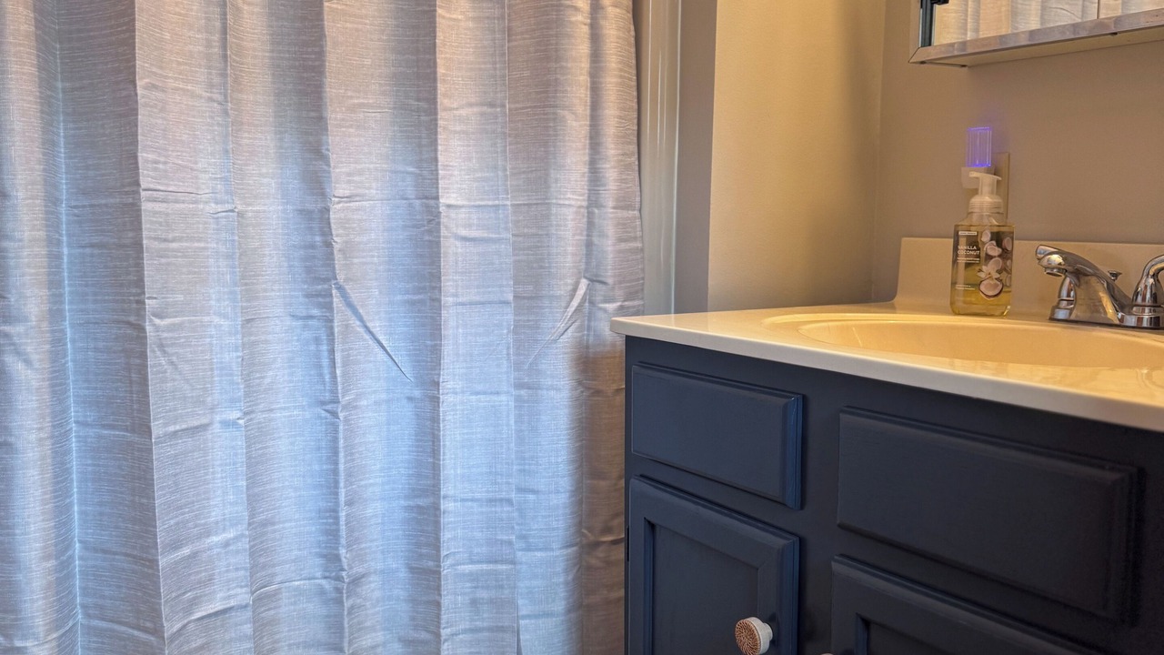 Photo of Bathroom in Stormstown