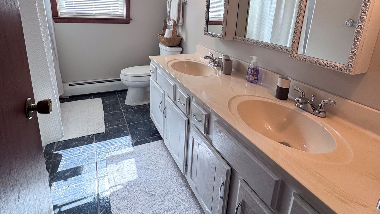 Photo of Bathroom in Stormstown