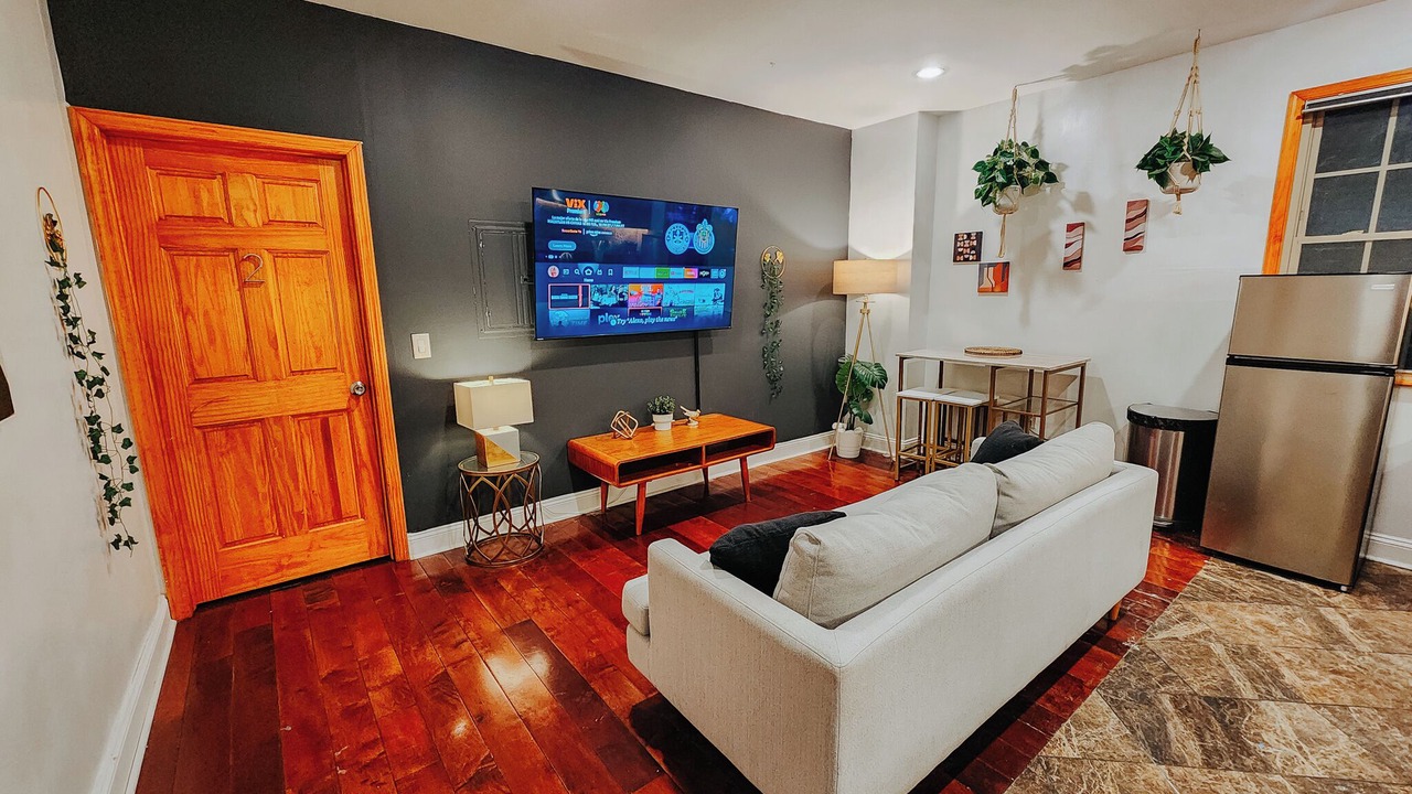 Photo of Livingroom in Midtown Village