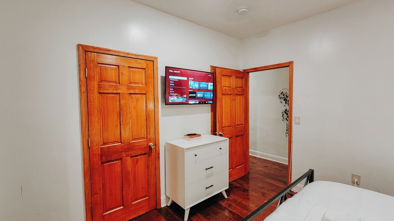 Photo of Bedroom in Midtown Village